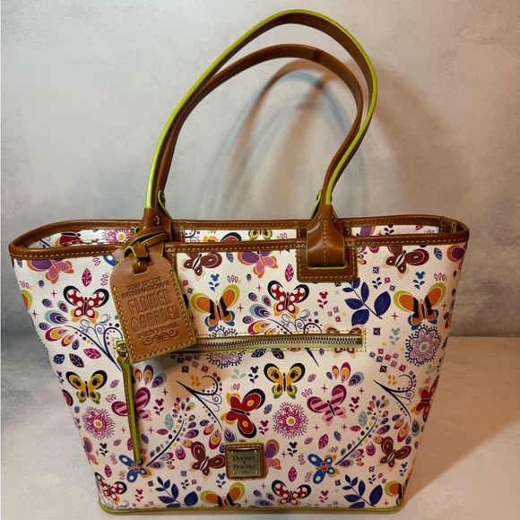 Disney Epcot Flower & Garden Festival 2019 Tote and Wallet Dooney & Bourke - Picture 12 of 15